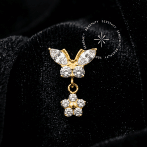 Piercing Borboleta Titânio TN964 cravejado com pingente de flor em titânio revestido de ouro 18k.