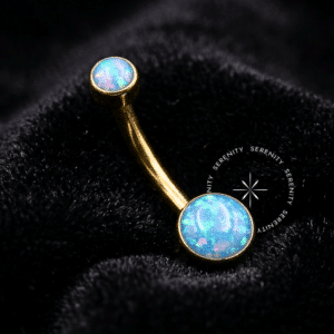 Piercing Umbigo Opala Azul Titânio revestido de ouro 18k com pedras lisas que não enroscam, rosca interna segura.
