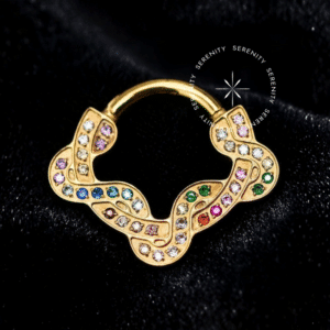 Argola Frontal Serpentina em Titânio Revestido de Ouro 18k com zircônias premium multicoloridas.
