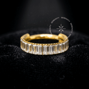 Piercing Argola Lateral Baguetes com zircônias retangulares em titânio revestido de ouro 18k para conch e helix.