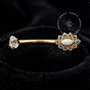 Piercing Umbigo Flor Opala Titânio revestido de ouro 18k com zircônias premium cristal, rosca interna.