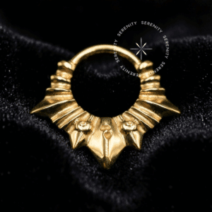 Piercing Argola frontal com raios metálicos em titânio revestido de ouro 18k para septo e daith.