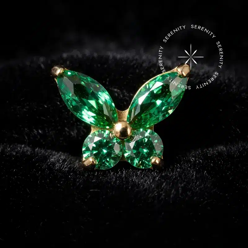EP02 – Conjunto Auricular Cravejado Verde Esmeralda – Titânio Revestido de Ouro 18k - Imagem 3