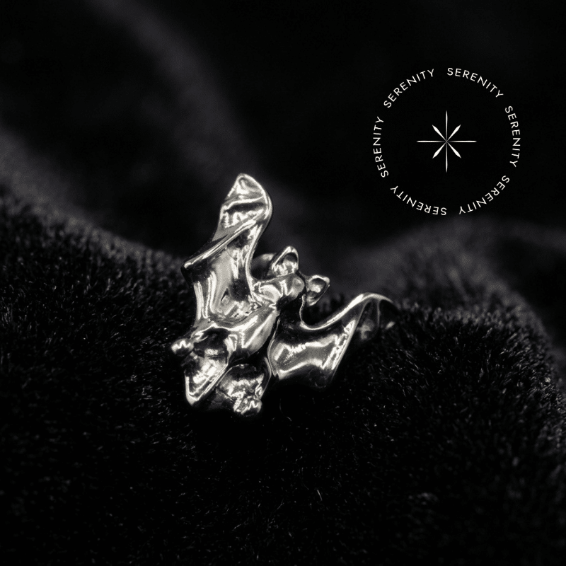 Piercing Topo Morcego para Orelha em Titânio